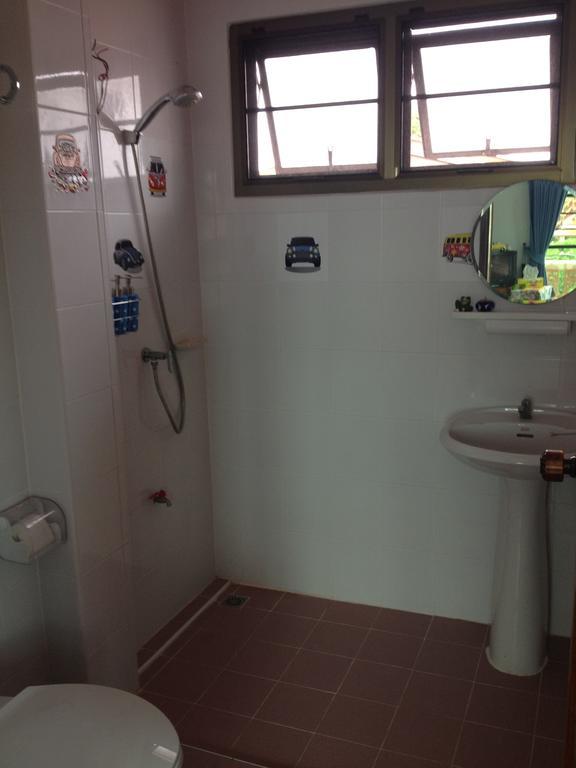 Loy Manee House Panzió Phranakhonszi Ajutthaja Szoba fotó
