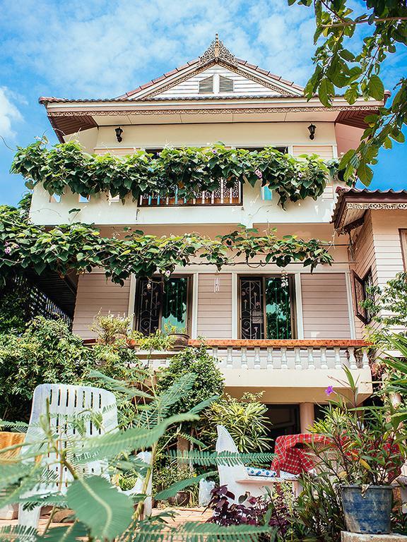 Loy Manee House Panzió Phranakhonszi Ajutthaja Kültér fotó